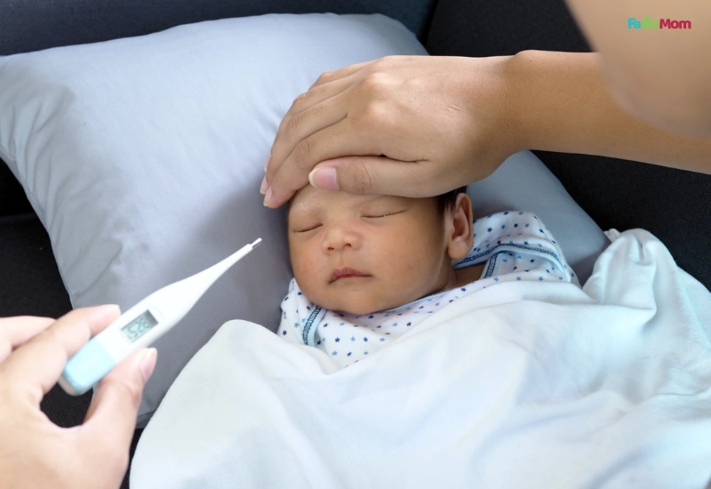 Khi nào không nên tắm cho bé bị ốm