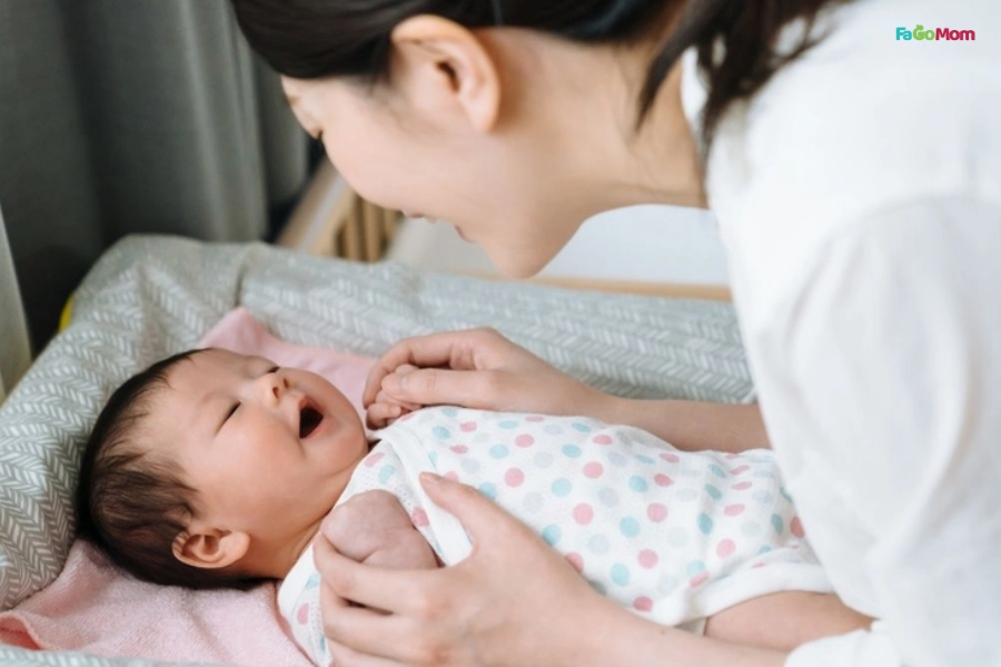 Cẩm Nang Kiến Thức Chăm Trẻ Sơ Sinh Toàn Diện, An Toàn