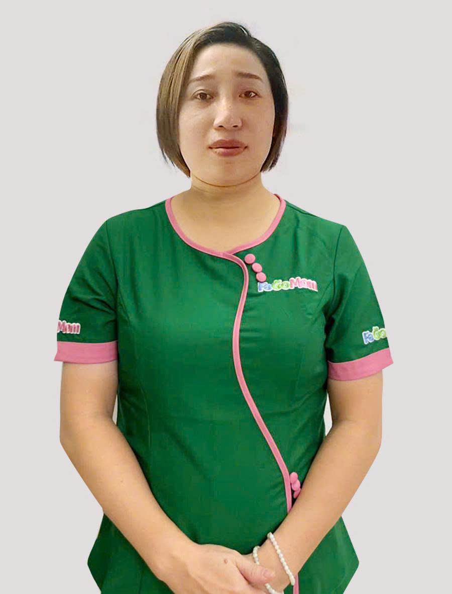 Điều Dưỡng Viên Quách Tố Thuỳ Ngân