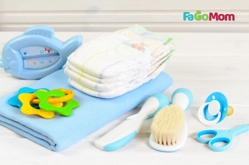 Chuẩn bị gì để buổi tắm bé diễn ra suôn sẻ và an toàn?