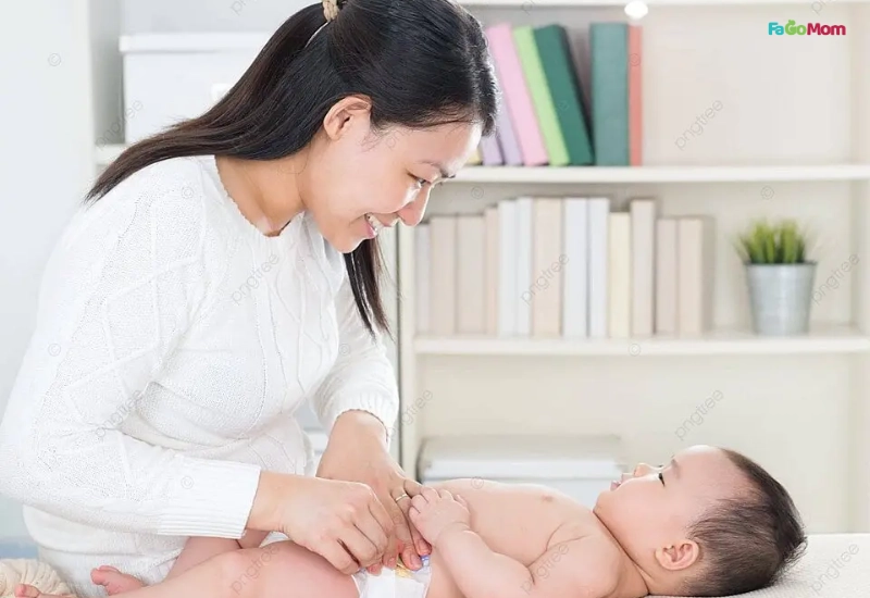 Thay tã và phòng ngừa hăm tã