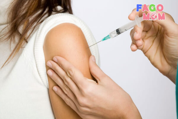 Hãy cẩn thận khi tiêm vacxin chuẩn bị mang thai