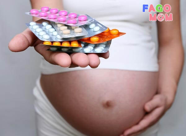 Cẩn thận khi sử dụng thuốc khi mang thai