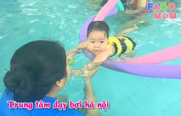 Trung tâm dạy bơi cho bé tại Hà Nội