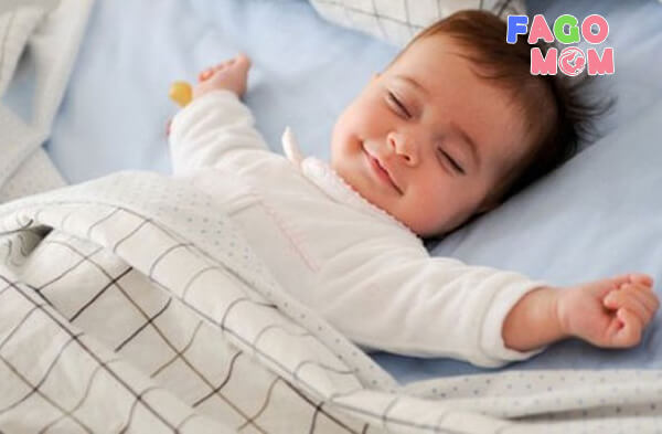 Trẻ sơ sinh cần giấc ngủ yên tĩnh và thoải mái
